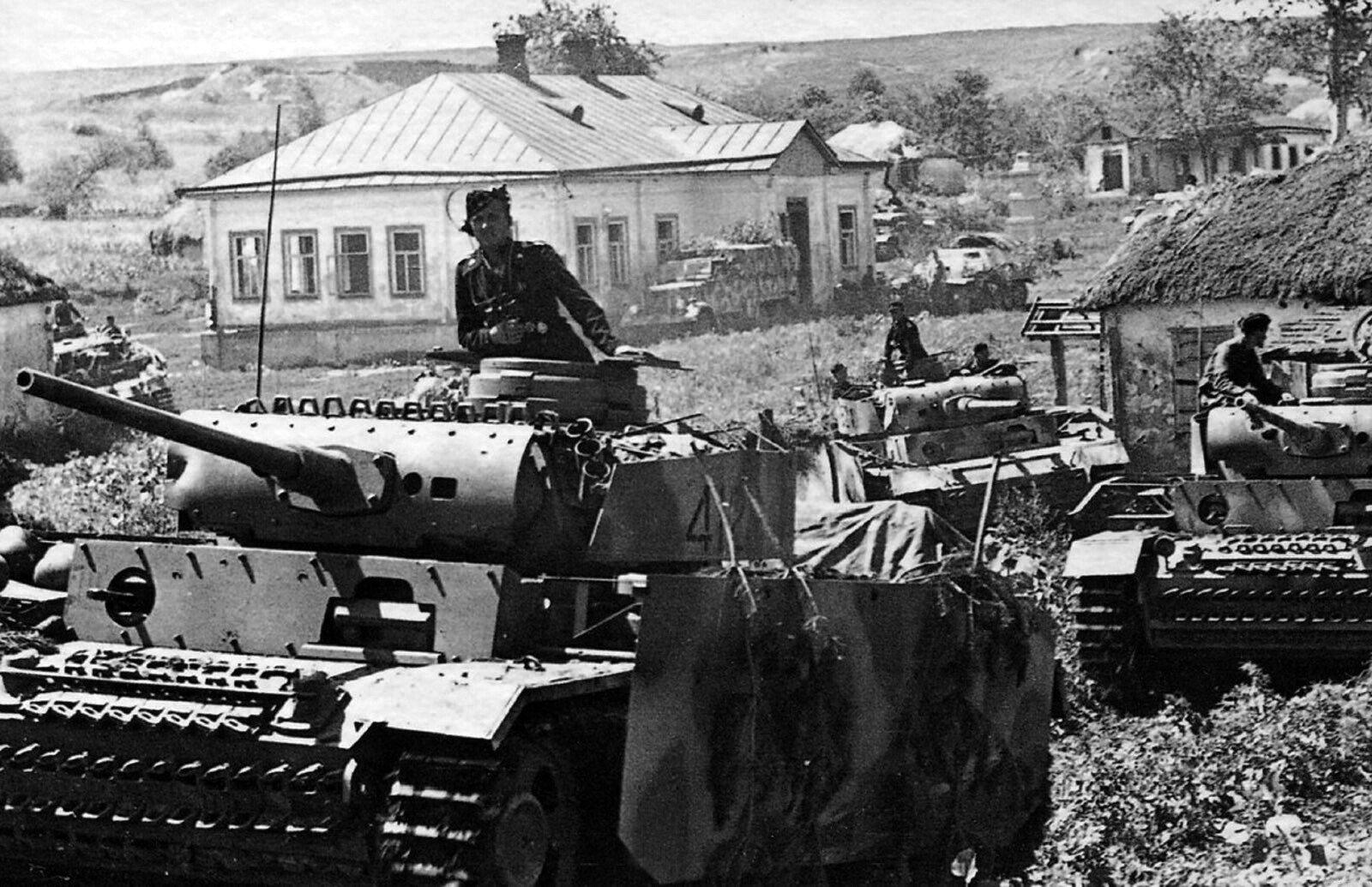 Вермахт на курской дуге. Курская битва 1943. Курская битва (1943 г.). Танковый бой 1943 Курская битва. Курская битва наступление немцев.